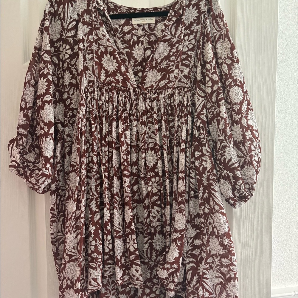 Daughters of India Floral Dress in Brown and White